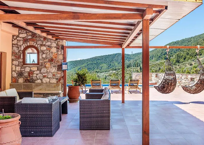 Terracotta Βίλα Αλικιάς