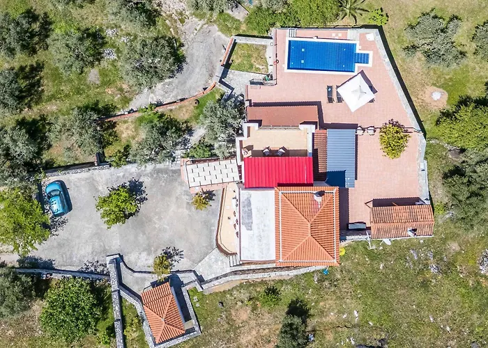 Terracotta Αλικιάς